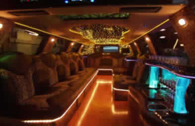 escalade-limousine-interior.jpg